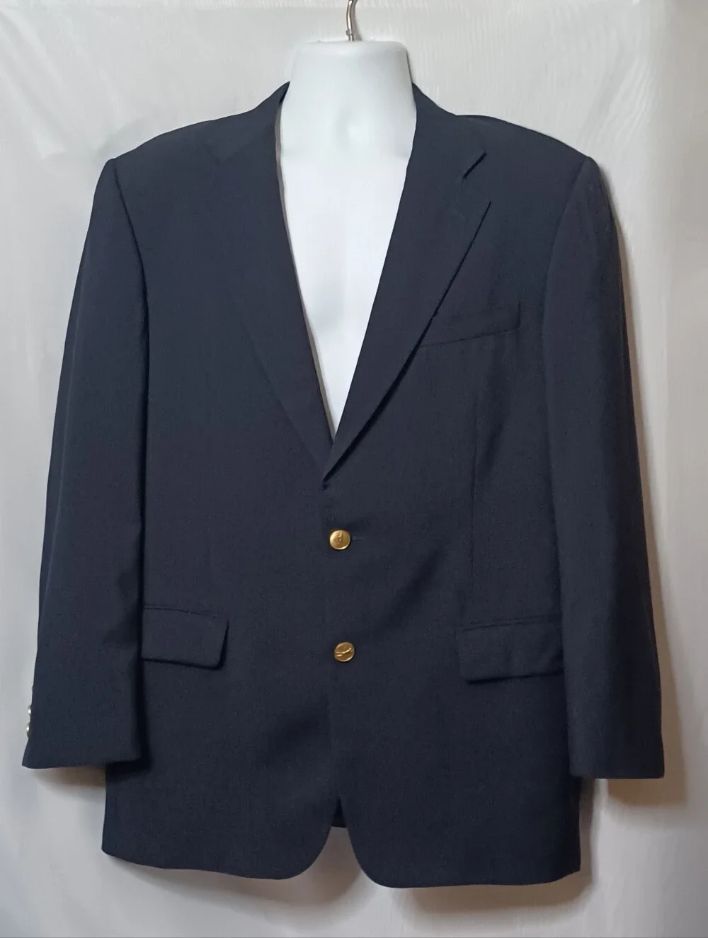 Bobby Jones Men's Wool Suit Jacket With Gold Tone Decorative Golf Buttons. 40S